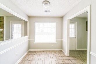 6575 Pine Top Cir N in Memphis, TN - Building Photo - Building Photo