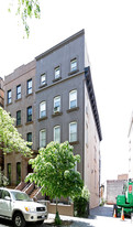 446 Clinton St Apartments