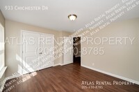 933 Chichester Dr photo'