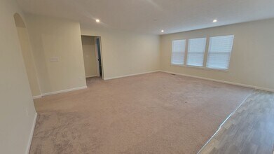 188 Blue Ridge Cir in Mount Washington, KY - Building Photo - Building Photo