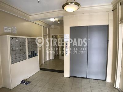 231-235 Park Dr in Boston, MA - Building Photo - Building Photo