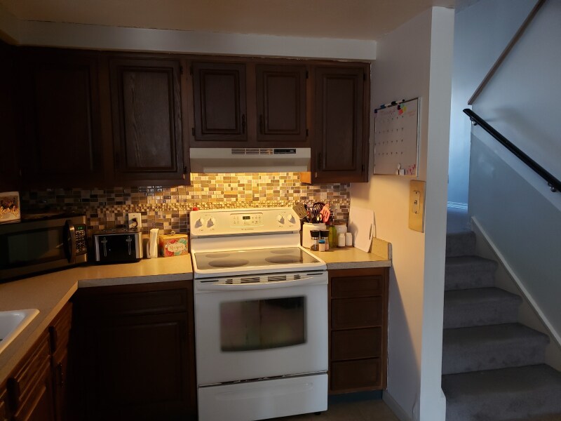1403 Lindenwood Dr in Lorain, OH - Building Photo