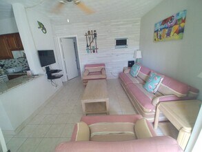 120 NE 20th Ave, Unit #2 in Deerfield Beach, FL - Building Photo - Building Photo