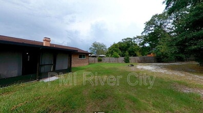5998 Greenwillow Ln S in Jacksonville, FL - Building Photo - Building Photo