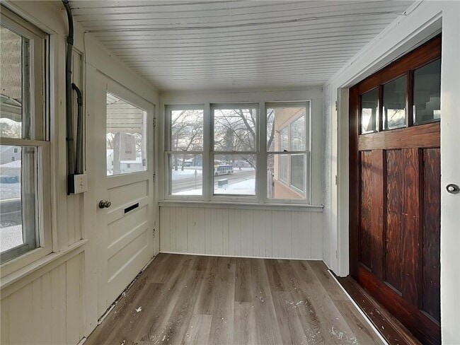 3610 Oakdale Ave N in Minneapolis, MN - Building Photo - Building Photo