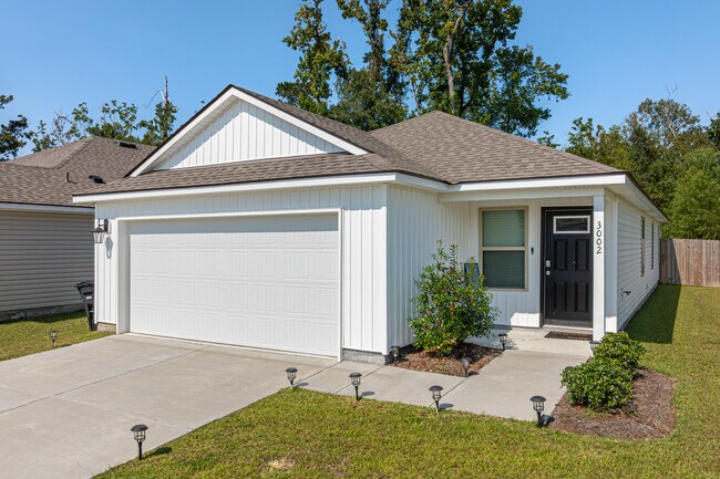 Villas at Oak Bend - Home Rentals
