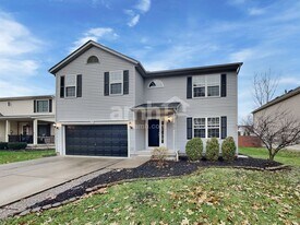 912 Wallace Dr in Delaware, OH - Building Photo