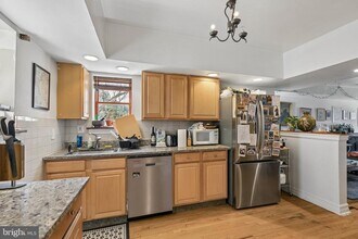 615 S 11th St in Philadelphia, PA - Building Photo - Building Photo