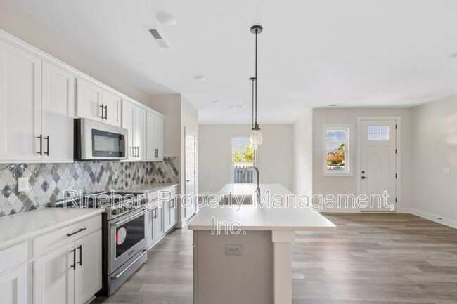 property at 384 Ginsberg Rd
