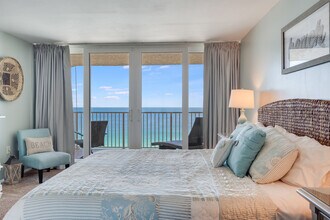 7205 Thomas Dr in Panama City Beach, FL - Foto de edificio - Building Photo