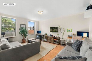 204 9th Ave in New York, NY - Building Photo