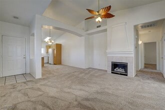 7450 S Eastern Ave in Las Vegas, NV - Building Photo - Building Photo