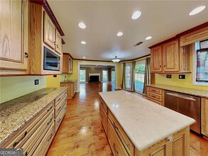 2871 Wynford Dr S W in Marietta, GA - Building Photo - Building Photo