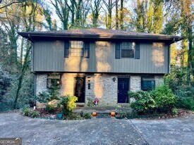 2515 Skyland Trail NE in Atlanta, GA - Building Photo