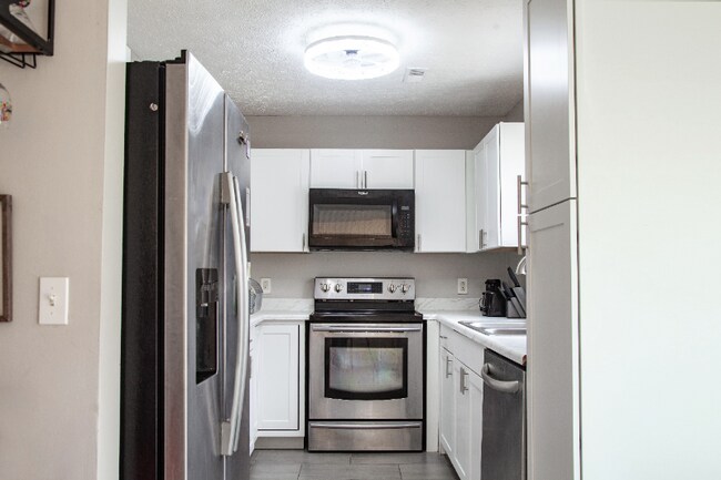 6009 Monroe Crossing in Nashville, TN - Building Photo - Building Photo