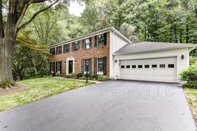 11622 Quail Ridge Ct in Reston, VA - Building Photo