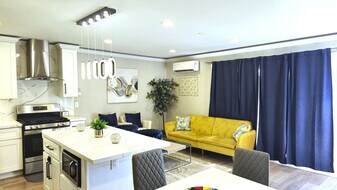 1059 Gillespie Dr in Spring Valley, CA - Building Photo