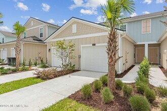 64 Playa De Luna Ln in St. Augustine, FL - Foto de edificio - Building Photo