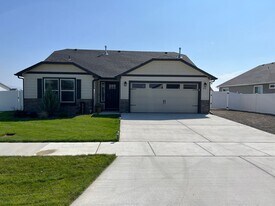 3916 N Junebug St in Post Falls, ID - Building Photo