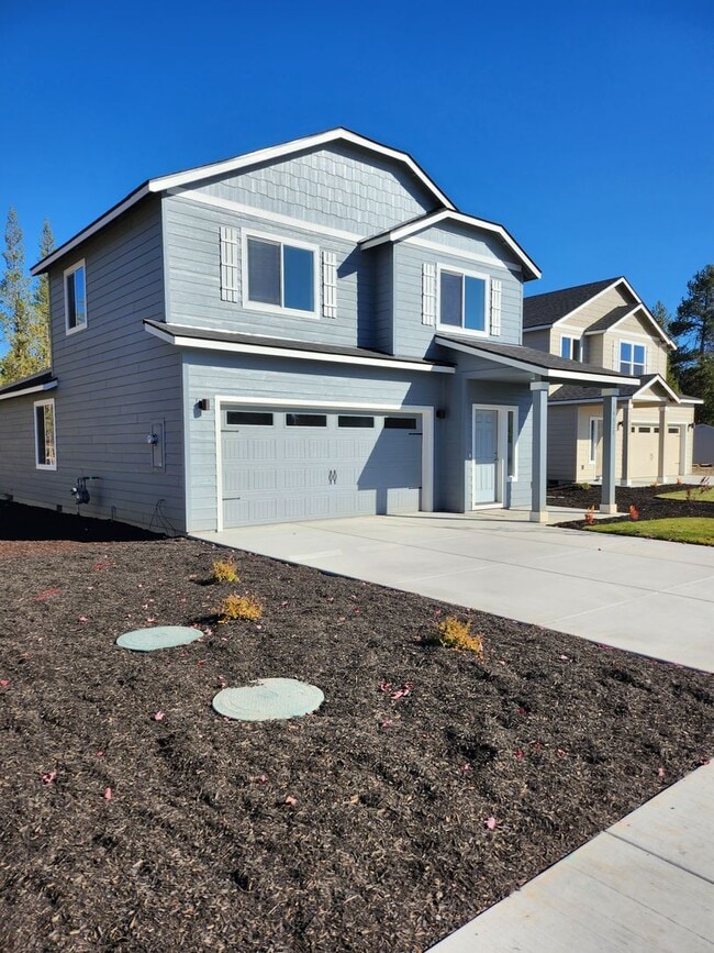 16620 Landing Ct in La Pine, OR - Building Photo - Building Photo