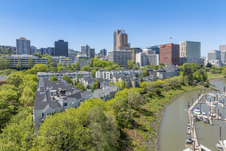 RiverPlace Condominiums in Portland, OR - Building Photo - Building Photo