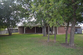 303 Grizzly Trail in Harker Heights, TX - Building Photo - Building Photo