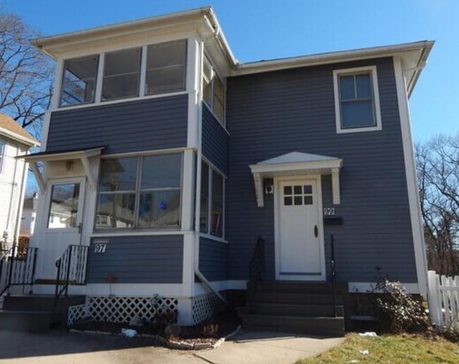 99 Putnam St, Unit Second floor