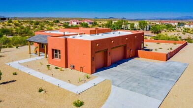 335 Latigo Way in Wickenburg, AZ - Building Photo - Building Photo