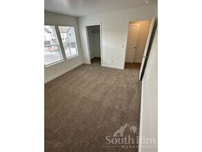 1477 Fins Rd in Washington, UT - Building Photo - Building Photo