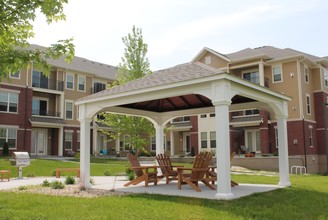 Copper Creek in Madison, WI - Foto de edificio - Building Photo