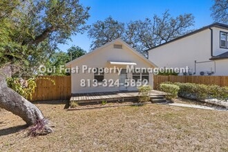 8507 Claonia St in Tampa, FL - Building Photo - Building Photo