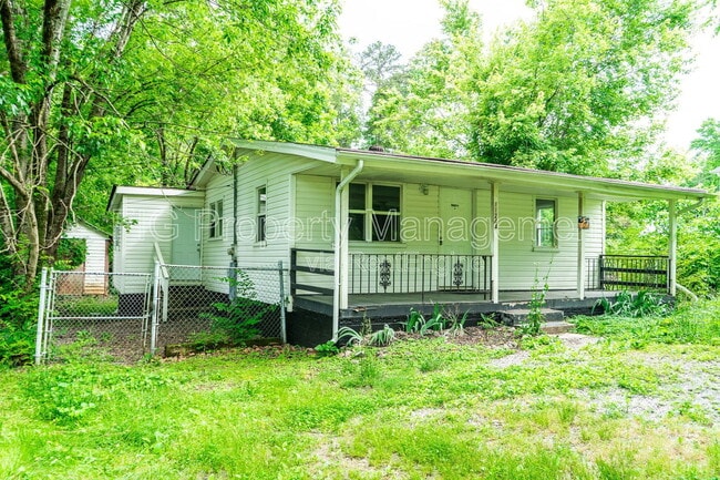 11244 Yarnell Rd in Knoxville, TN - Building Photo - Building Photo