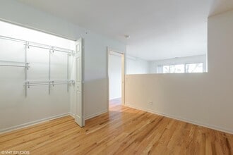 1740 Hinman Ave in Evanston, IL - Foto de edificio - Building Photo