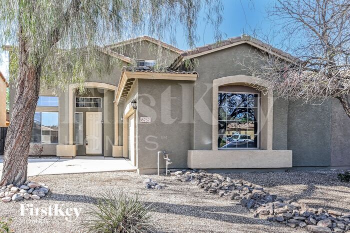 8757 W Desert Trail in Peoria, AZ - Building Photo