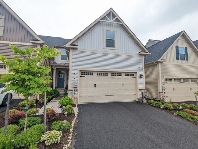 6131 Dock St in Frederick, MD - Foto de edificio - Building Photo