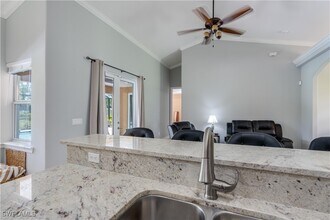 2960 10th Ave NE in Naples, FL - Building Photo - Building Photo