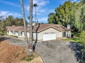 16303 Avenida Florencia in Poway, CA - Building Photo