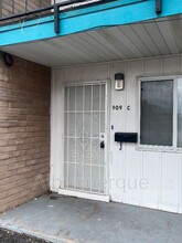 909 Carlisle Blvd SE in Albuquerque, NM - Building Photo - Building Photo