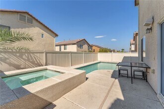 2526 Begonia Valley Ave in Henderson, NV - Building Photo - Building Photo