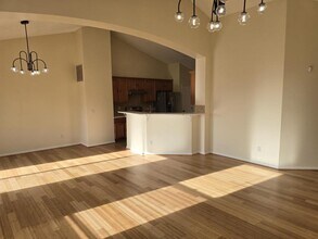 4909 NE 78th St in Kansas City, MO - Building Photo - Building Photo