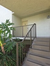 1515 Pinellas Bayway S in St. Petersburg, FL - Foto de edificio - Building Photo