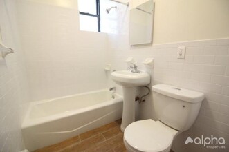 371 S 5th St in Brooklyn, NY - Building Photo - Building Photo