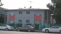 821 Centinela Ave in Inglewood, CA - Foto de edificio - Building Photo