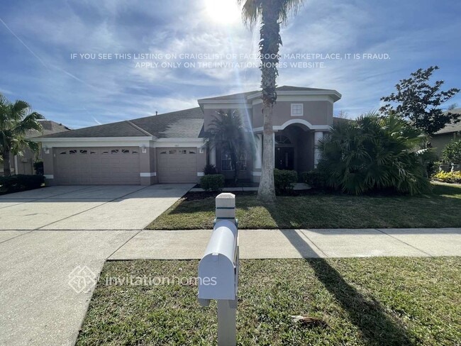 property at 1845 Beaconsfield Dr