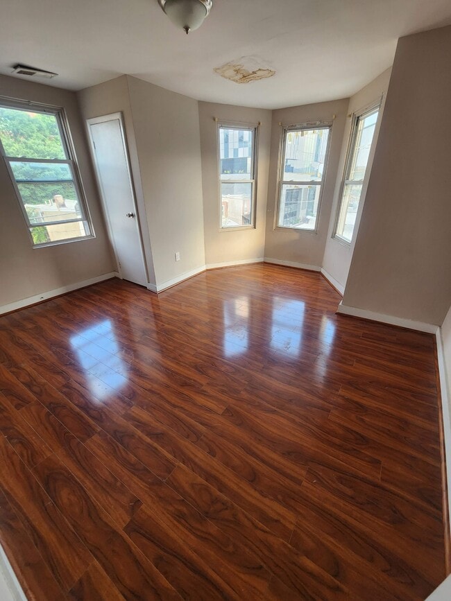 4200 Powelton Ave in Philadelphia, PA - Building Photo - Building Photo