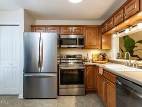 4646 Fawnbrook Cir, Unit 2-106 in Raleigh, NC - Building Photo - Building Photo