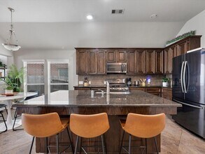 2042 Shore Breeze Dr in Pearland, TX - Building Photo - Building Photo