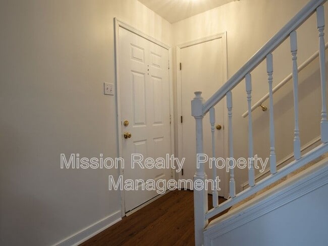 2101 S Twilight Ln in Richmond, VA - Building Photo - Building Photo