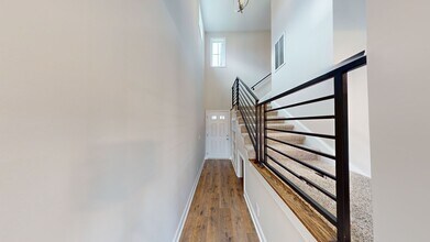 2075 Ireland Wy in Clarksville, TN - Building Photo - Building Photo