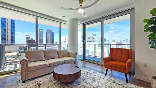 1515 Liona St, Unit 1100 in Honolulu, HI - Building Photo - Building Photo